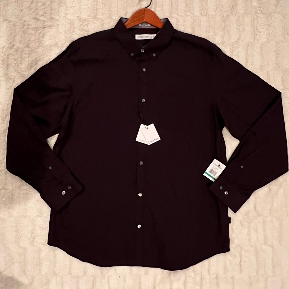 BNWT CALVIN KLEIN BUTTON-DOWN SHIRT, MEN’S SIZE LARGE